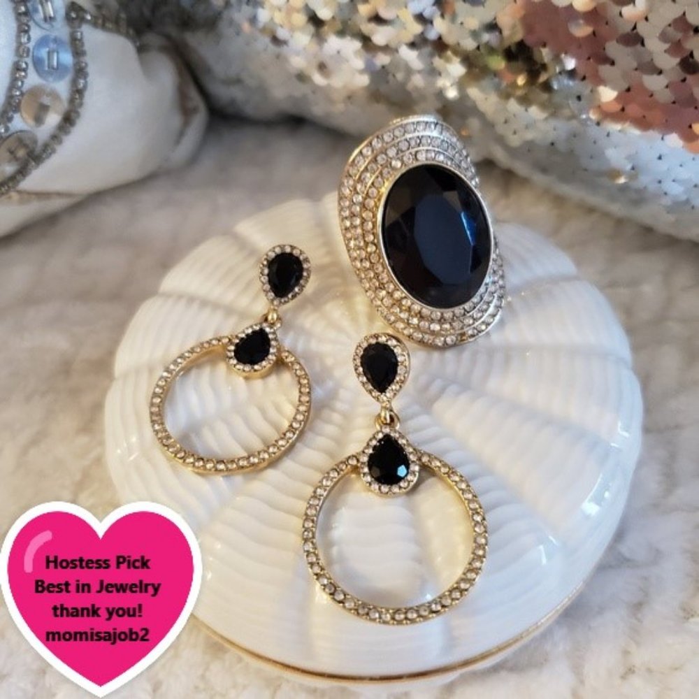 🆕NYC WHAT A GREAT EYE CATCHER RING SET